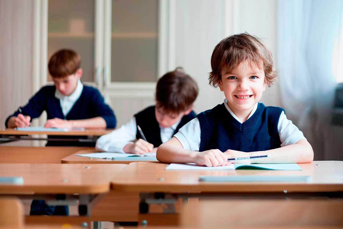 4_1_8_Higiene postural en la escuela_rev Higiene postural a l’escola